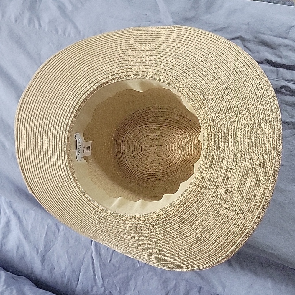Straw Hat - Picture 2 of 4